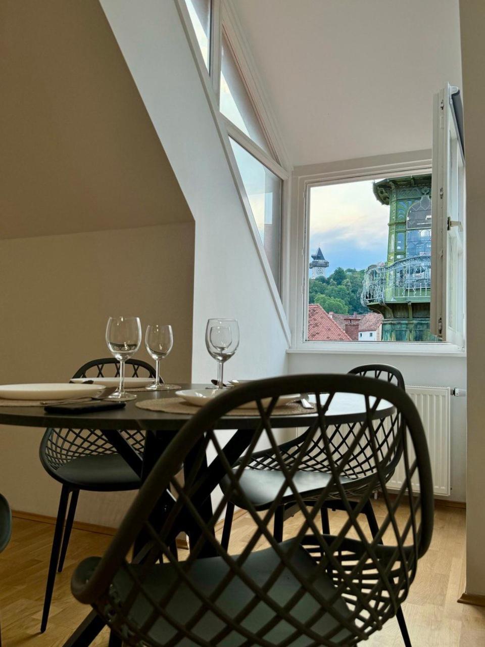 Carillon By Bestchoice - Old City - Self Check-In With Parking Option Graz Zewnętrze zdjęcie
